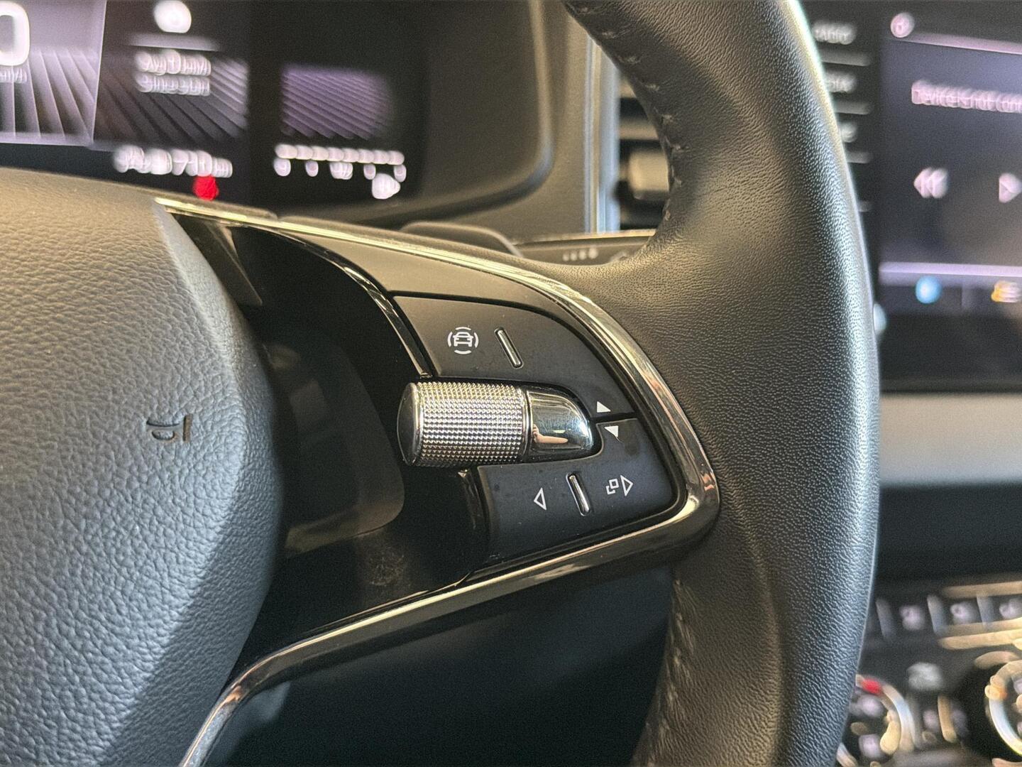 SKODA Karoq 2023