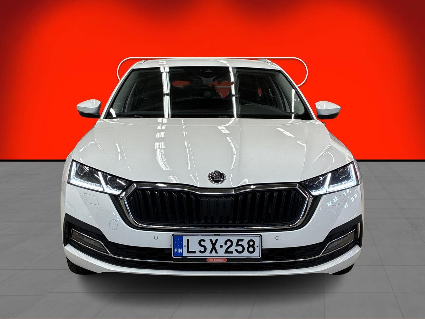 SKODA Octavia 2021