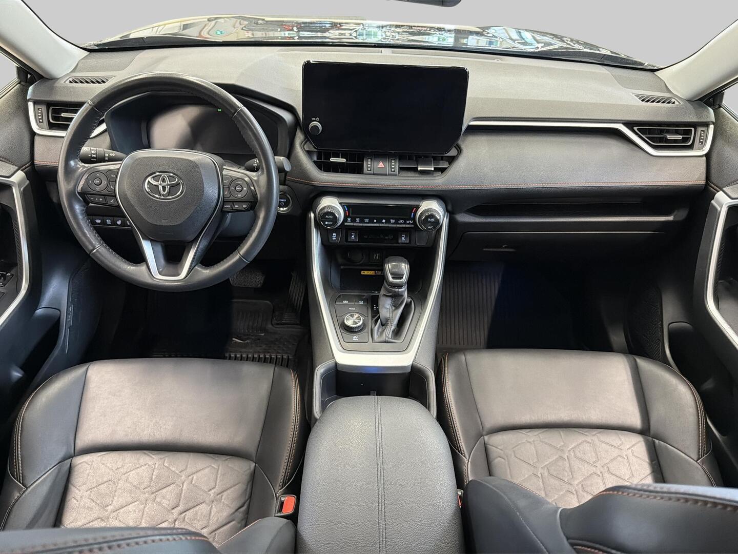 TOYOTA RAV4 2023