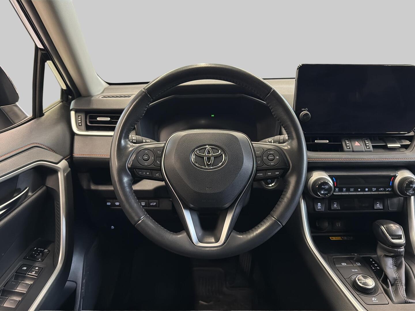 TOYOTA RAV4 2023