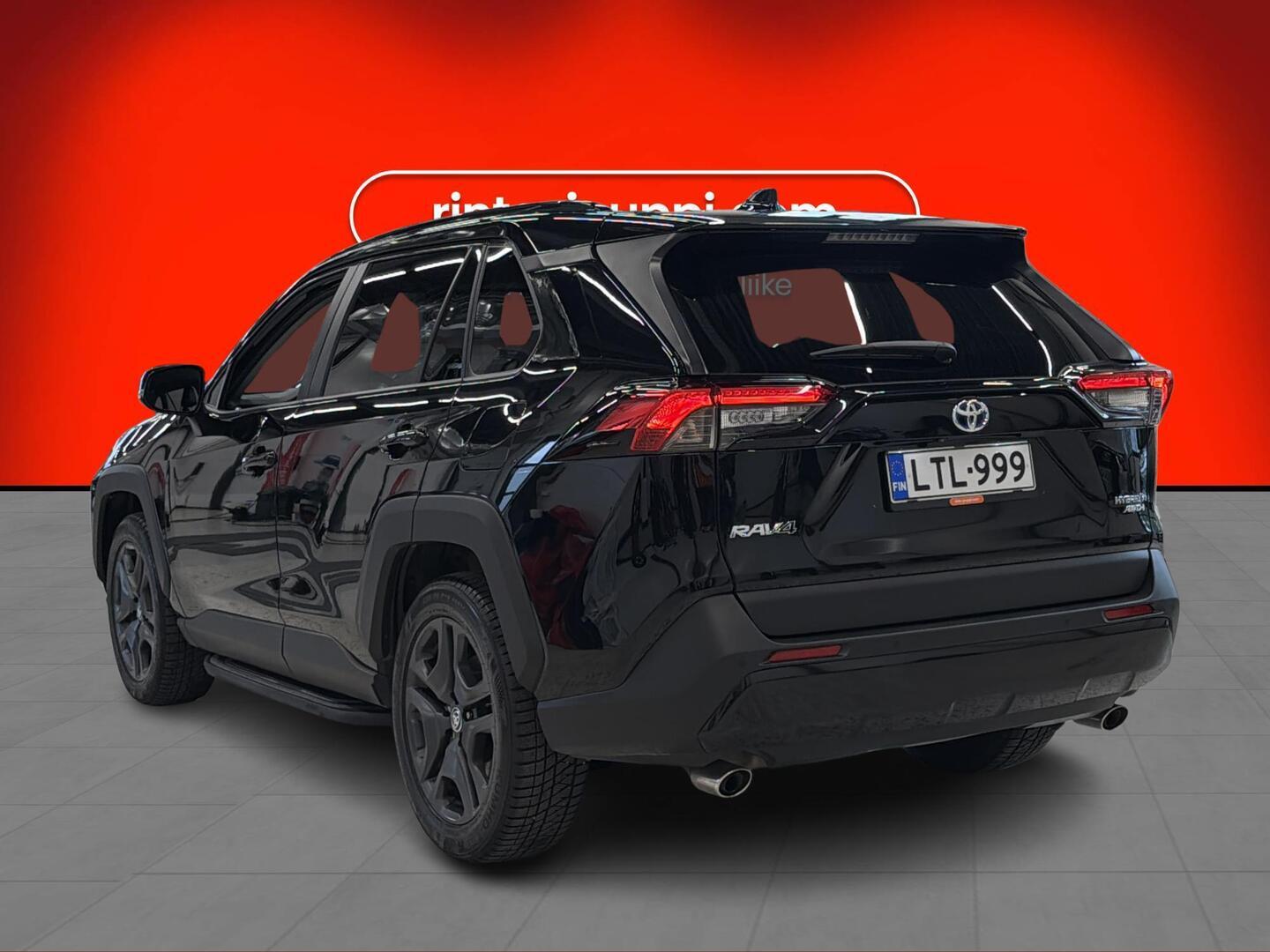 TOYOTA RAV4 2023