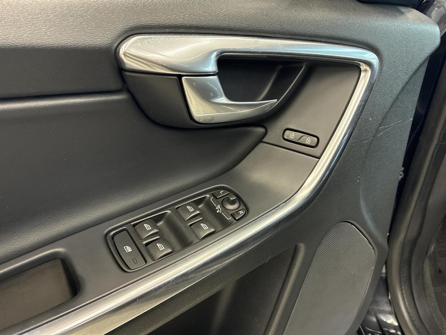 VOLVO XC60 2014