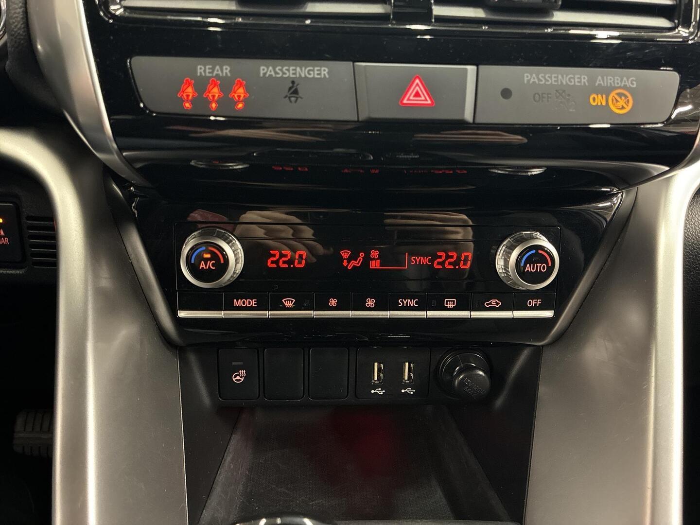 MITSUBISHI ECLIPSE CROSS 2024