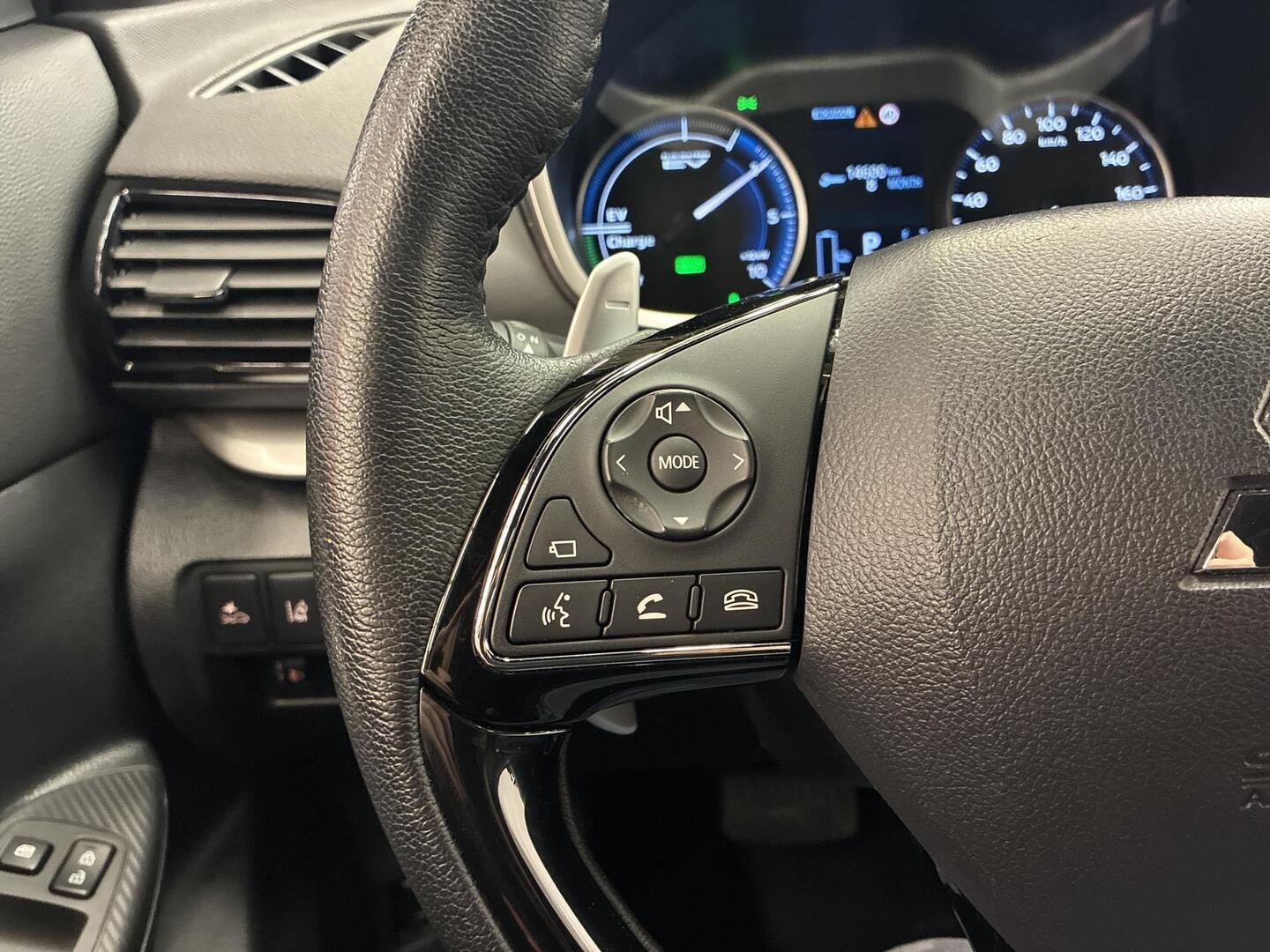 MITSUBISHI ECLIPSE CROSS 2024