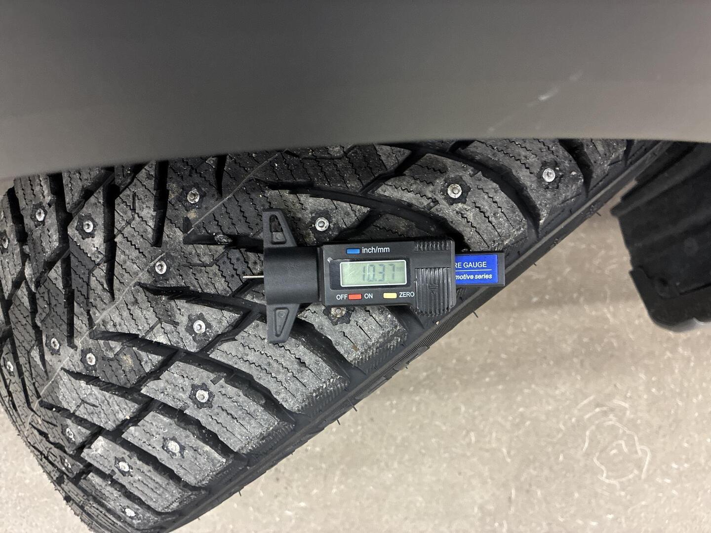 MITSUBISHI ECLIPSE CROSS 2024