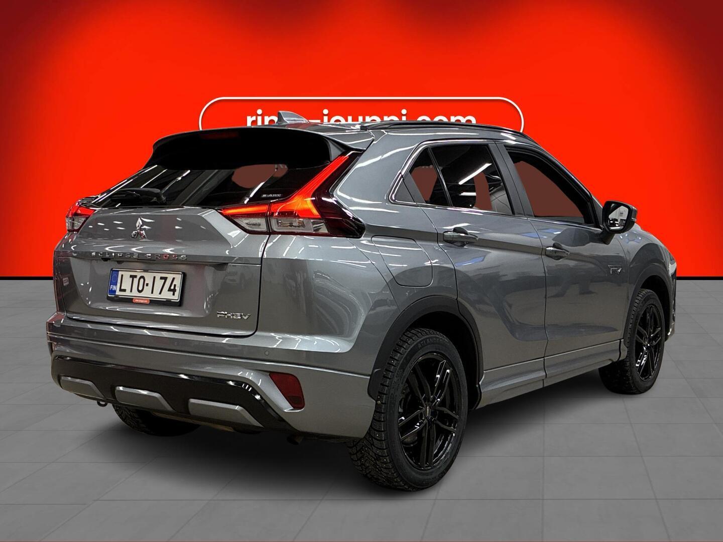 MITSUBISHI ECLIPSE CROSS 2024
