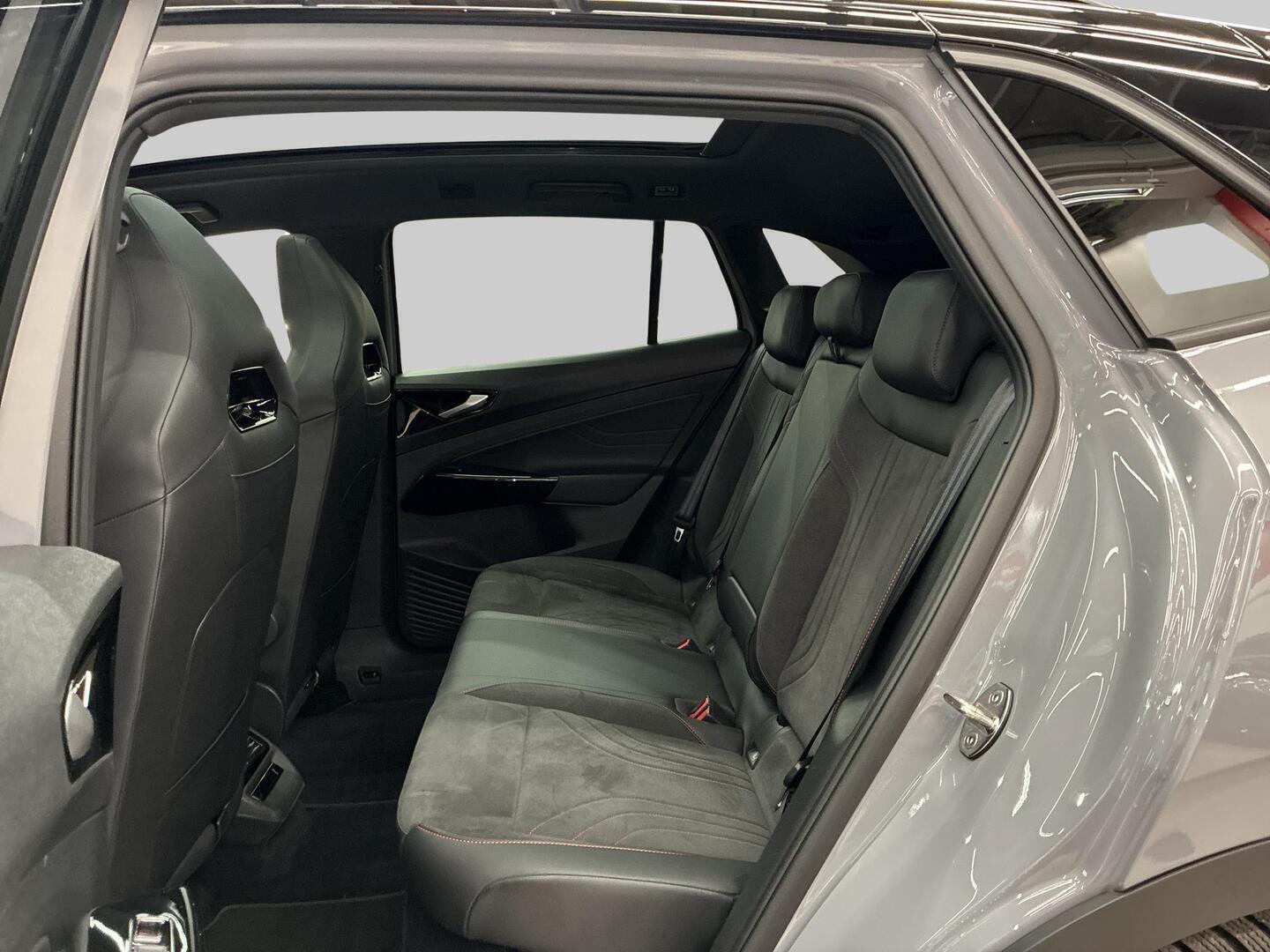 VOLKSWAGEN ID.4 2023