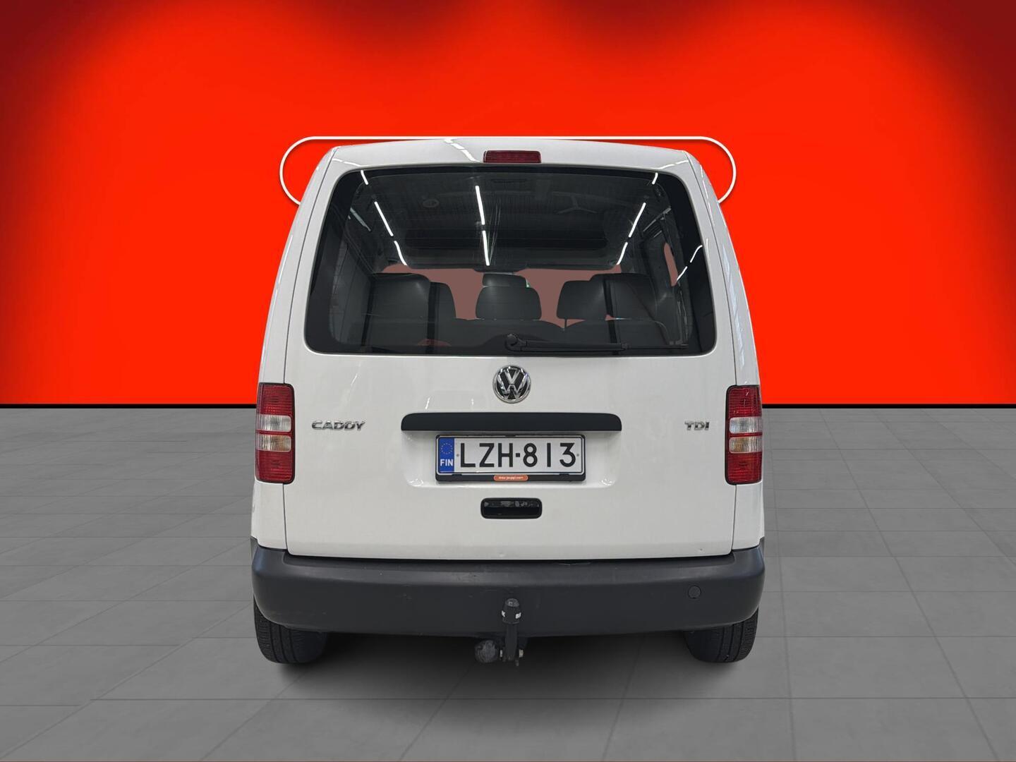 VOLKSWAGEN Caddy 2011