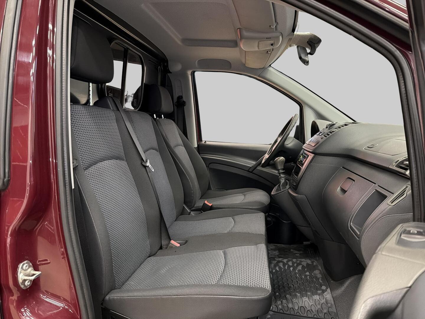 MERCEDES-BENZ Vito 2012