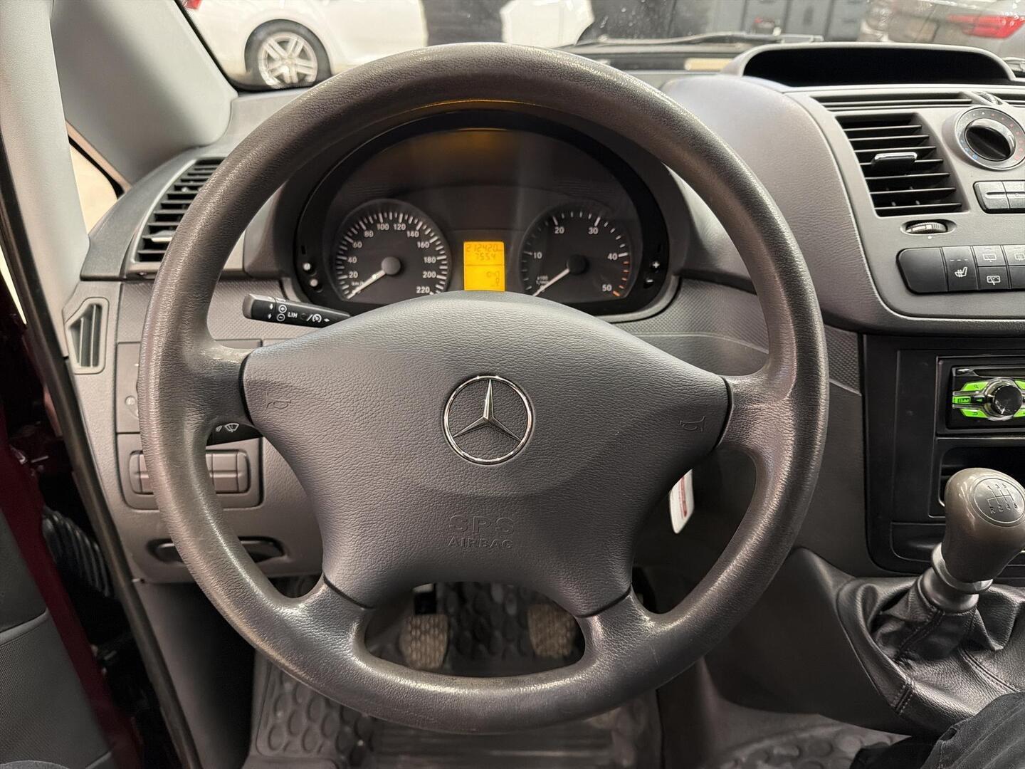 MERCEDES-BENZ Vito 2012