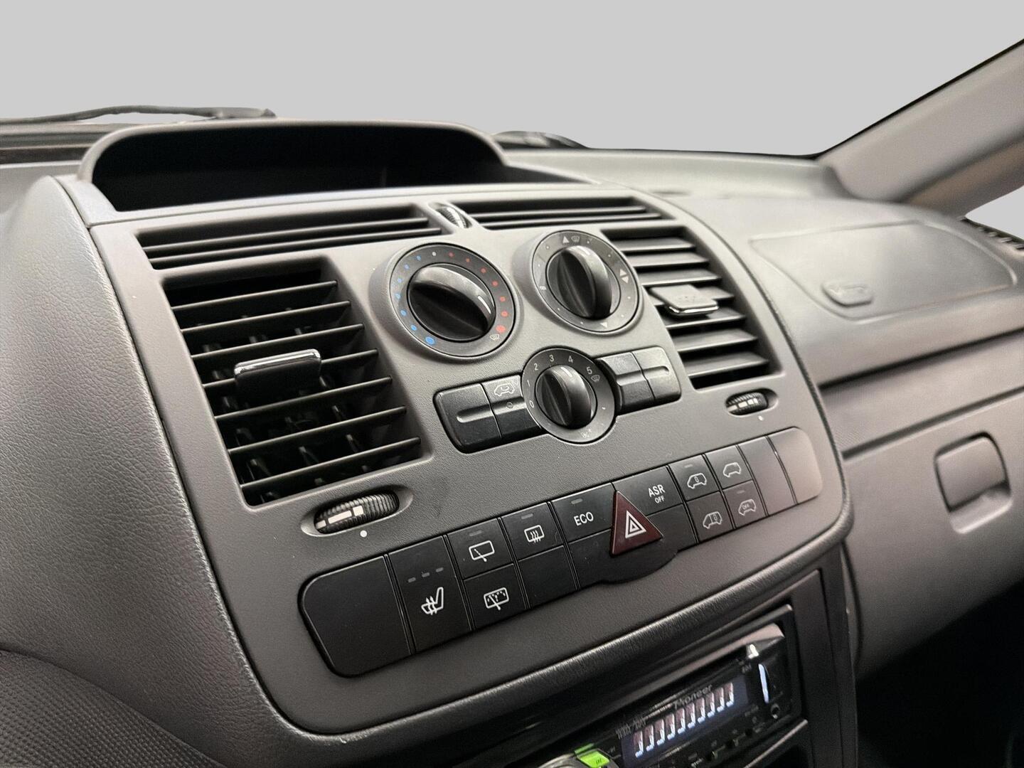 MERCEDES-BENZ Vito 2012