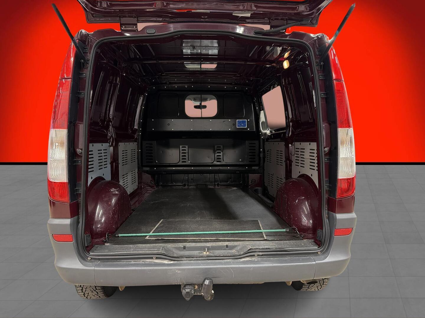 MERCEDES-BENZ Vito 2012