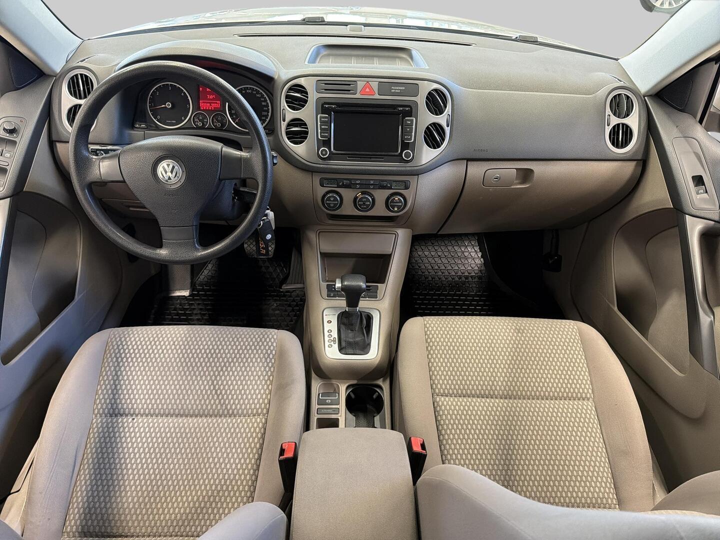 VOLKSWAGEN Tiguan 2008