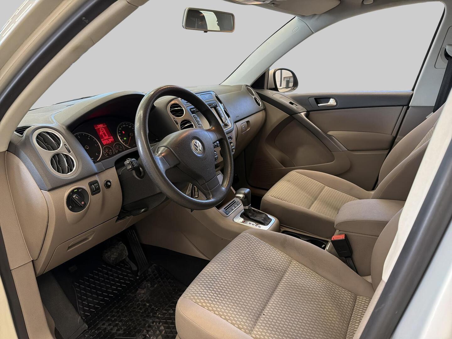 VOLKSWAGEN Tiguan 2008