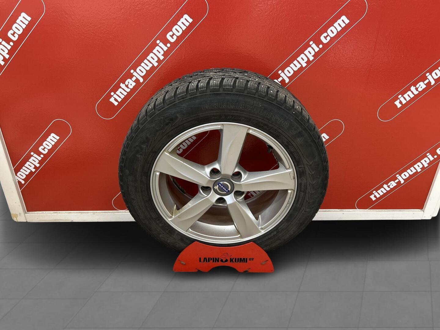 VOLVO V40 Cross Country 2013