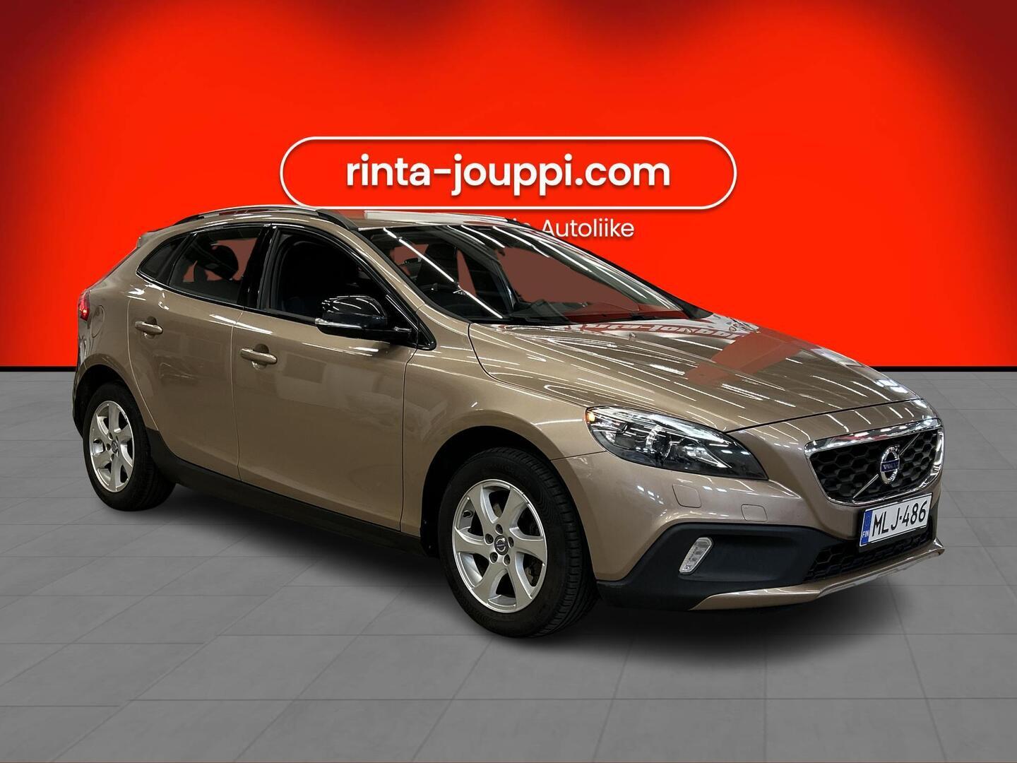 VOLVO V40 Cross Country 2013