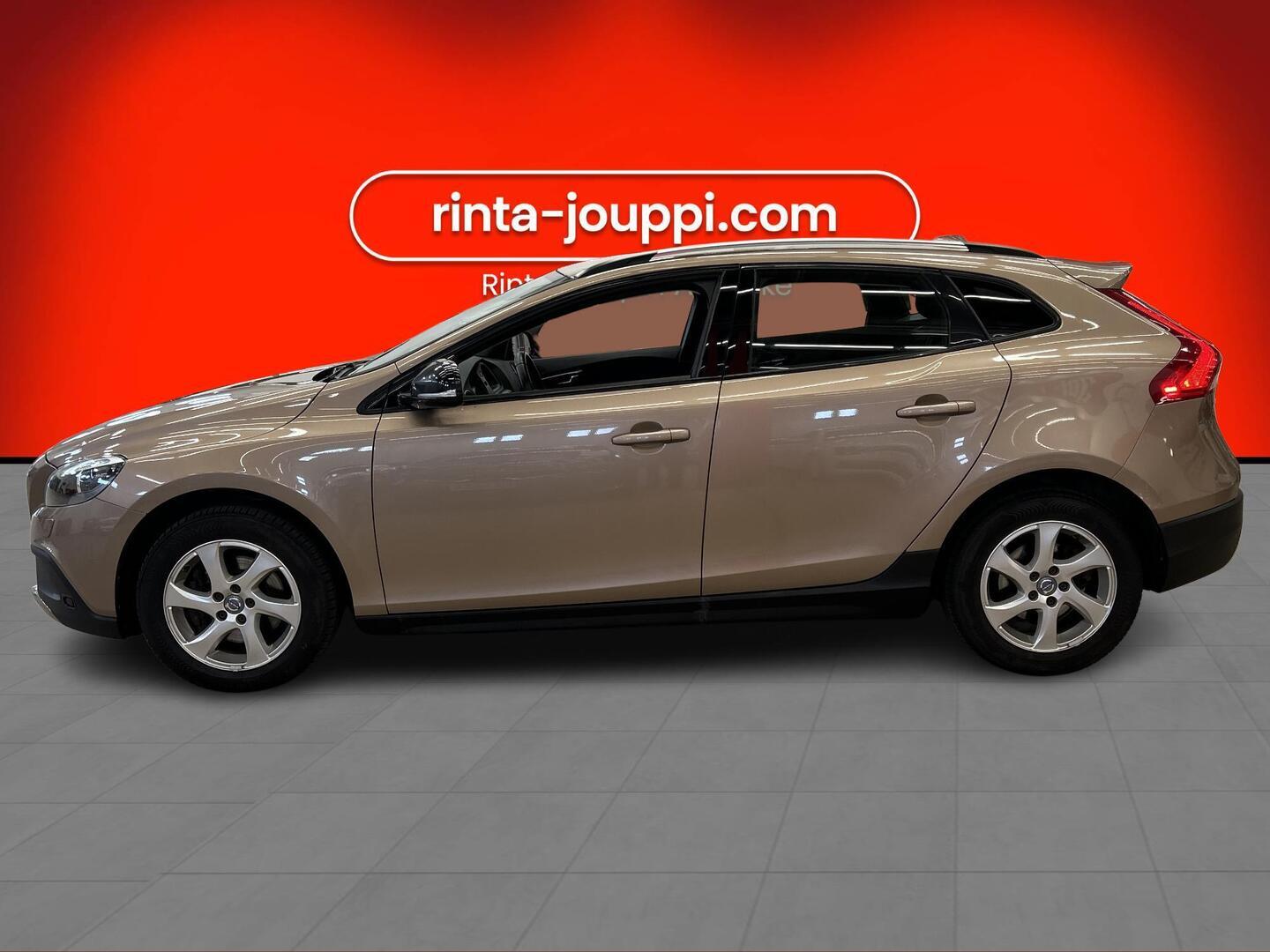 VOLVO V40 Cross Country 2013