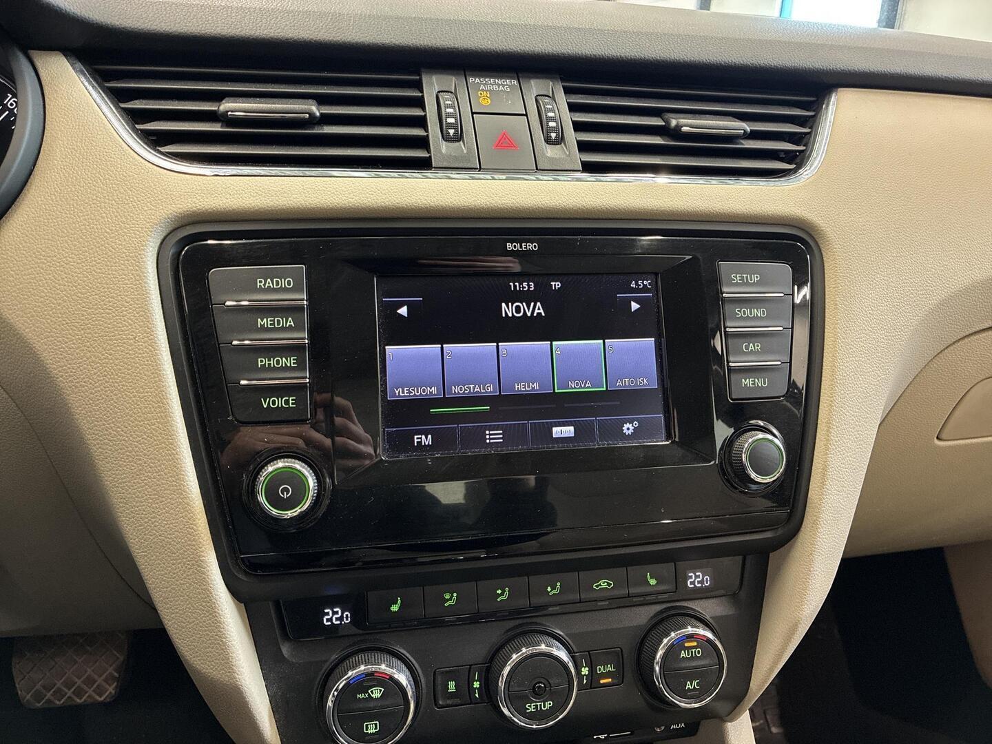 SKODA Octavia 2013