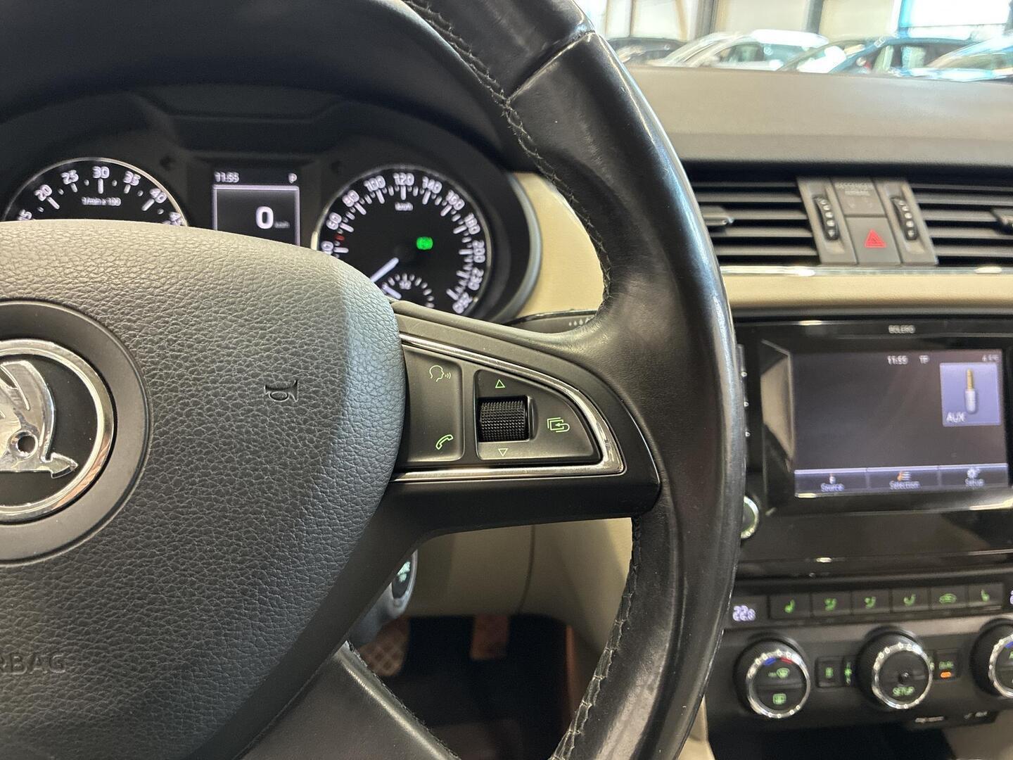 SKODA Octavia 2013