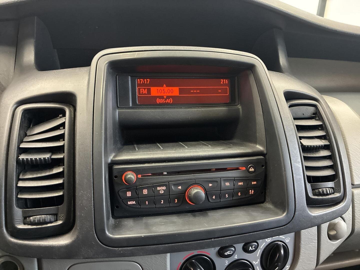 RENAULT Trafic 2014