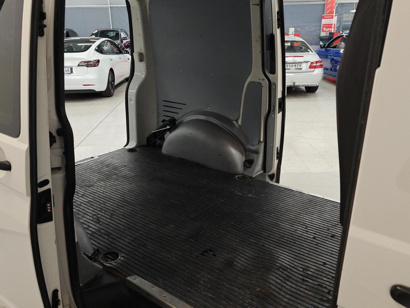 VOLKSWAGEN Transporter 2014