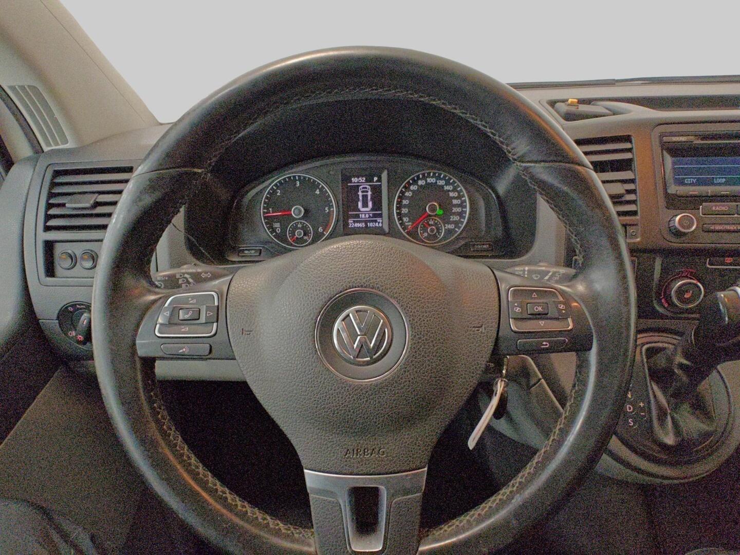 VOLKSWAGEN Transporter 2014