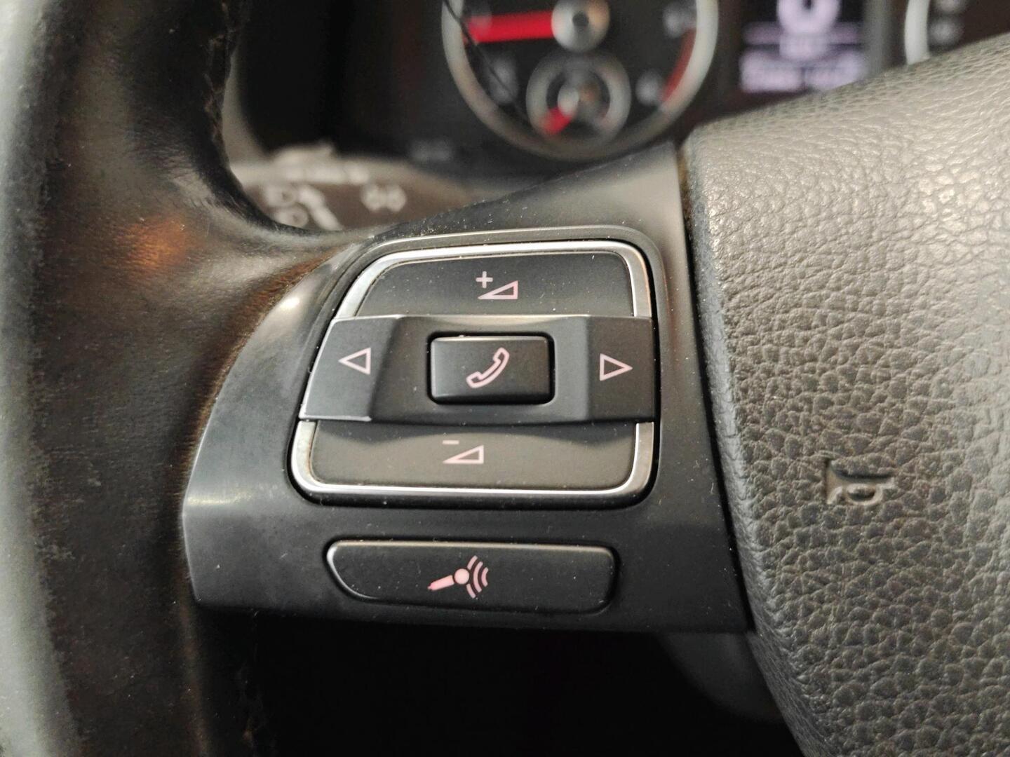 VOLKSWAGEN Transporter 2014