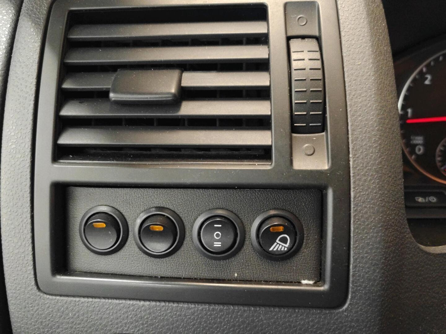 VOLKSWAGEN Transporter 2014