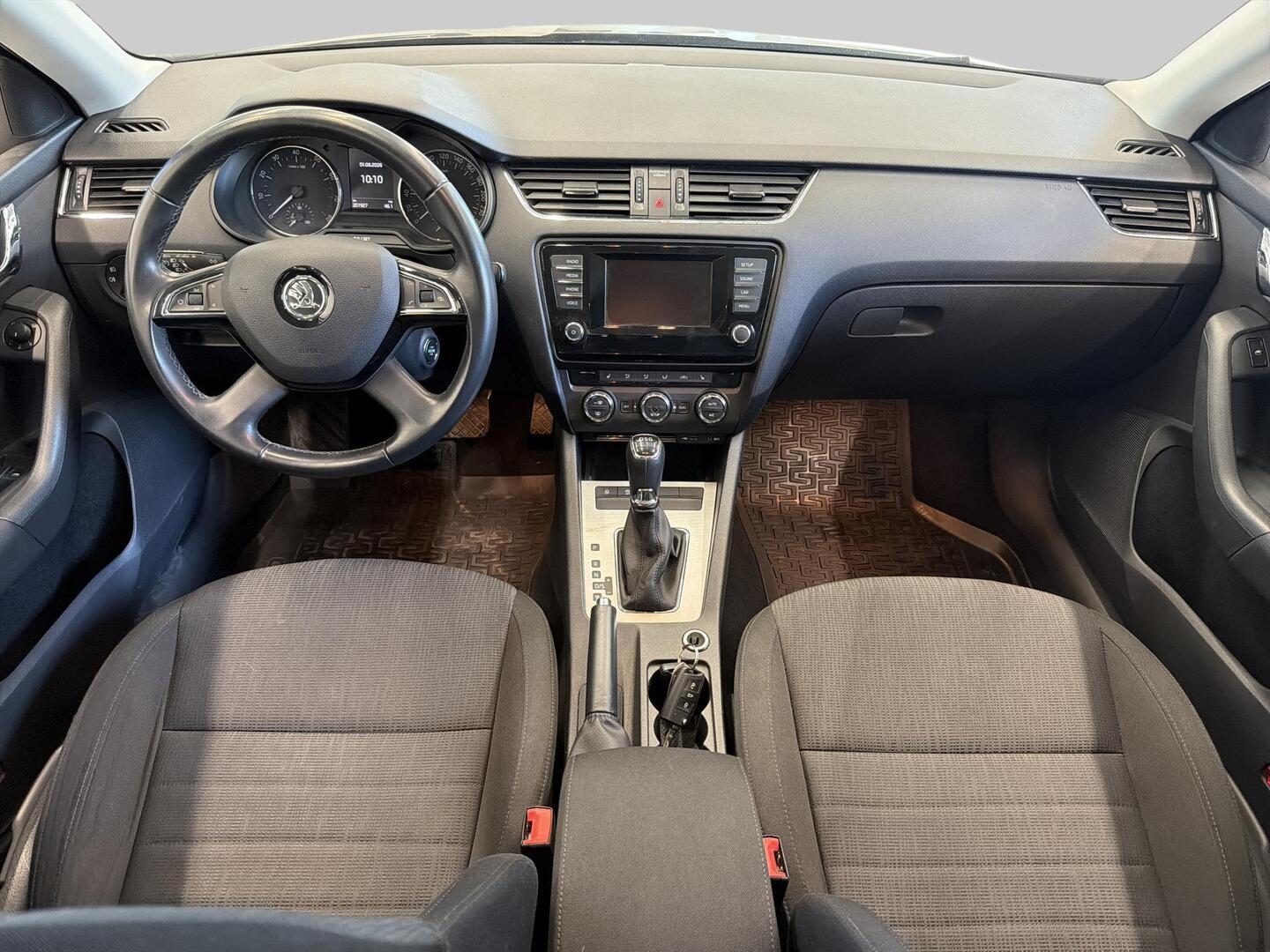 SKODA Octavia 2015