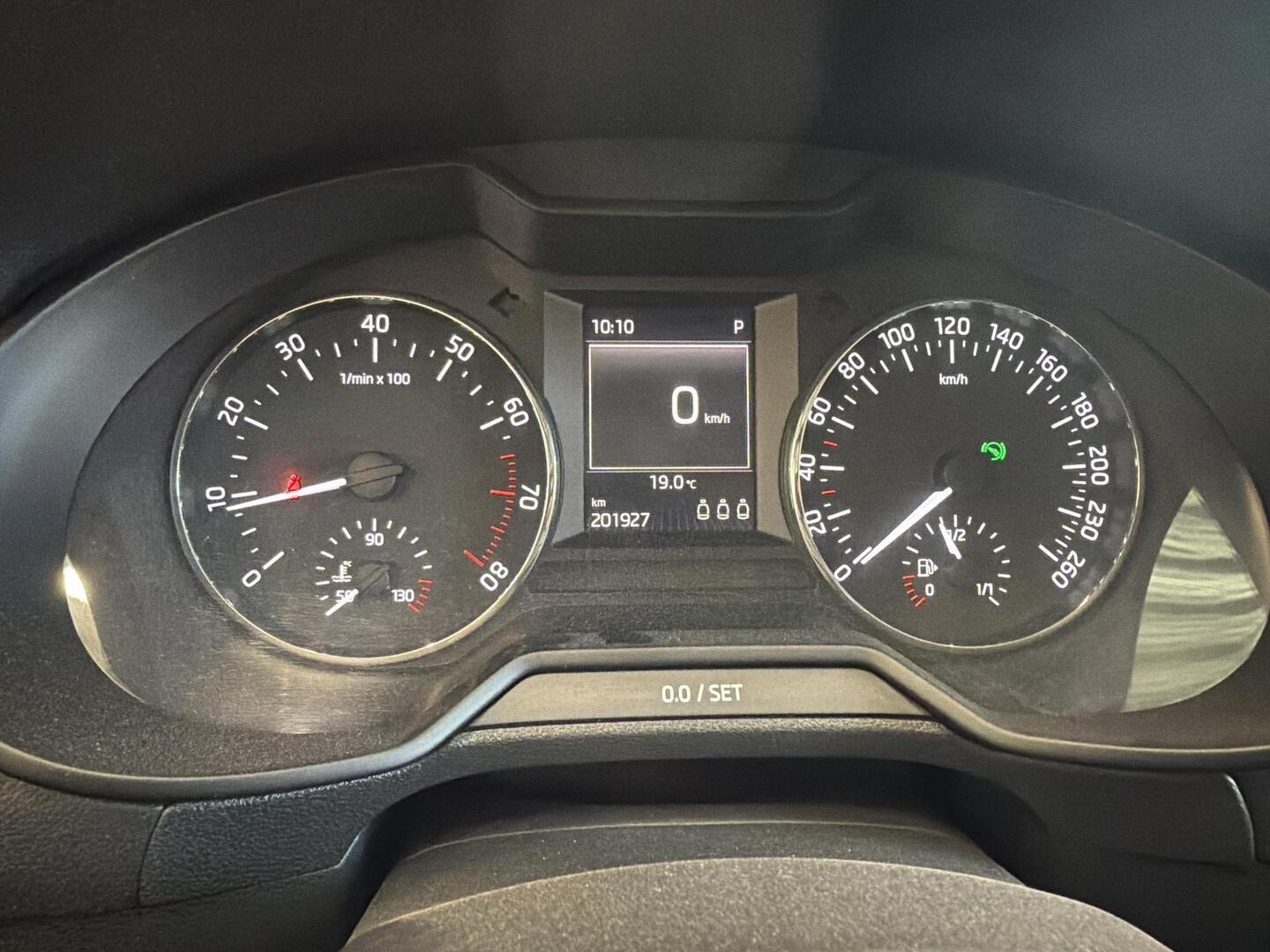 SKODA Octavia 2015
