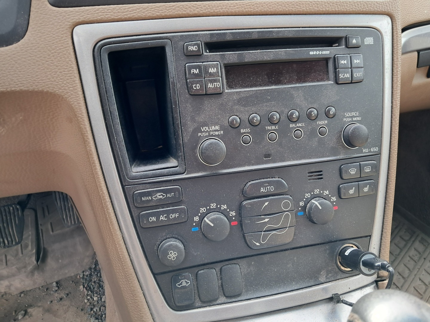 VOLVO V70 2006