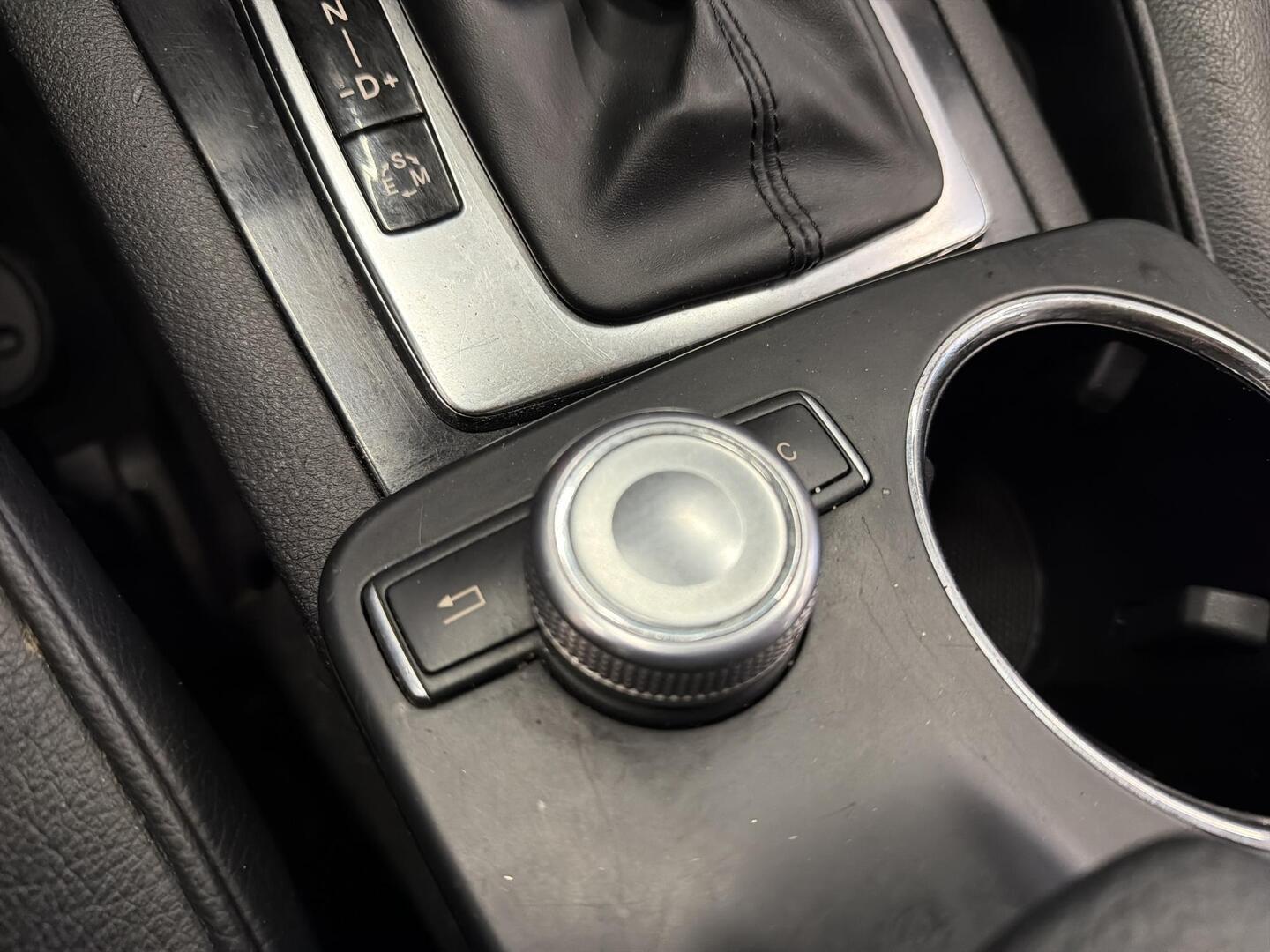 MERCEDES-BENZ GLK 2010