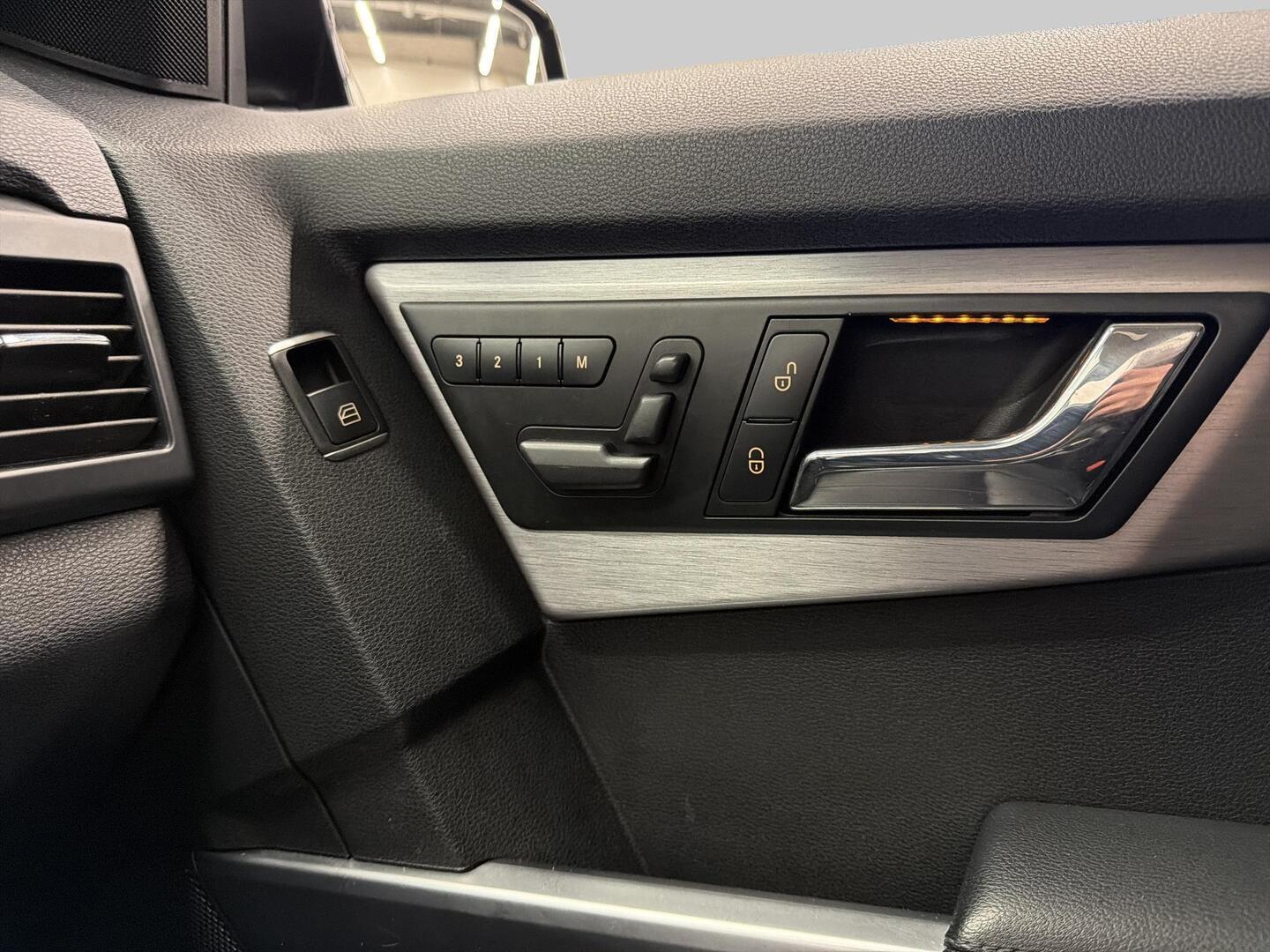 MERCEDES-BENZ GLK 2010