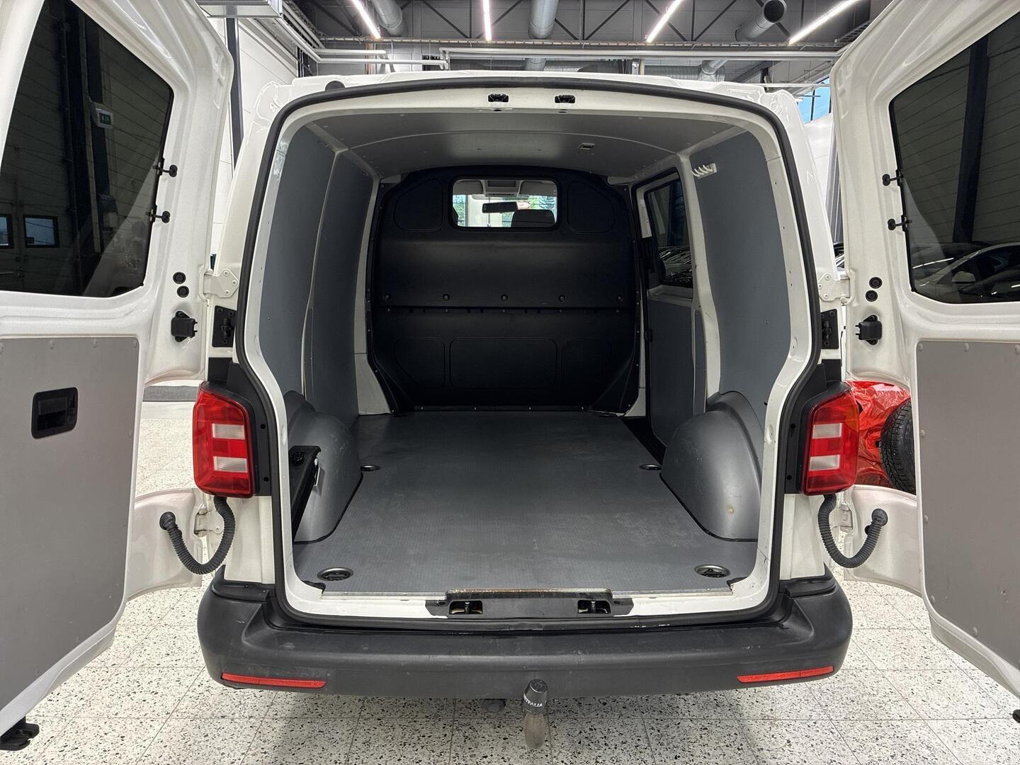 VOLKSWAGEN Transporter 2018