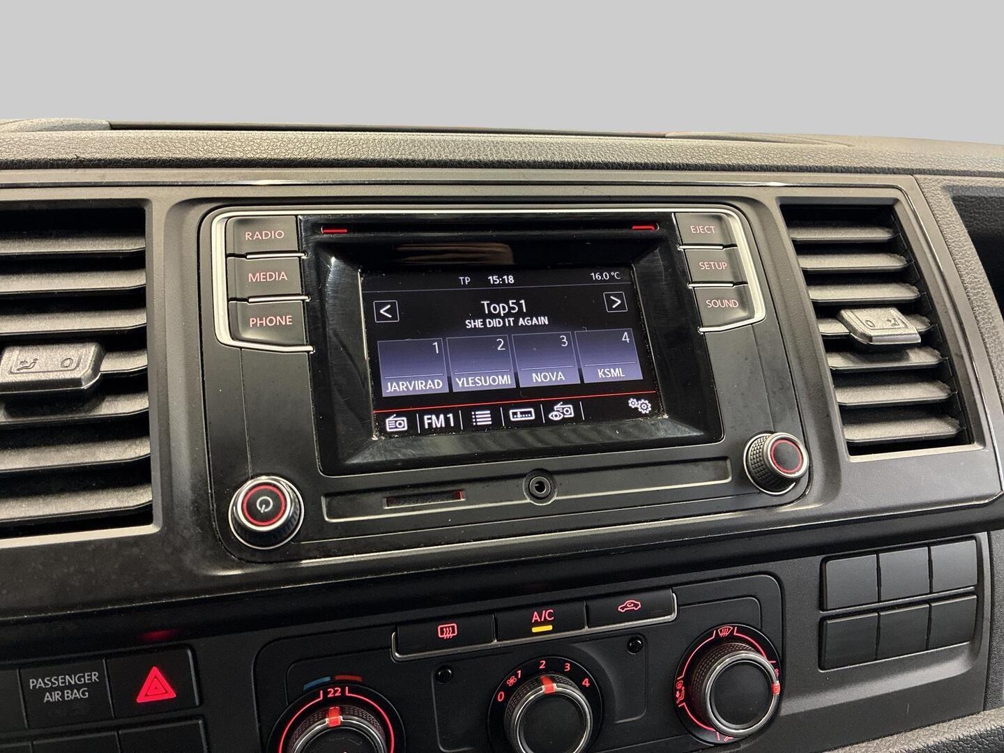 VOLKSWAGEN Transporter 2018