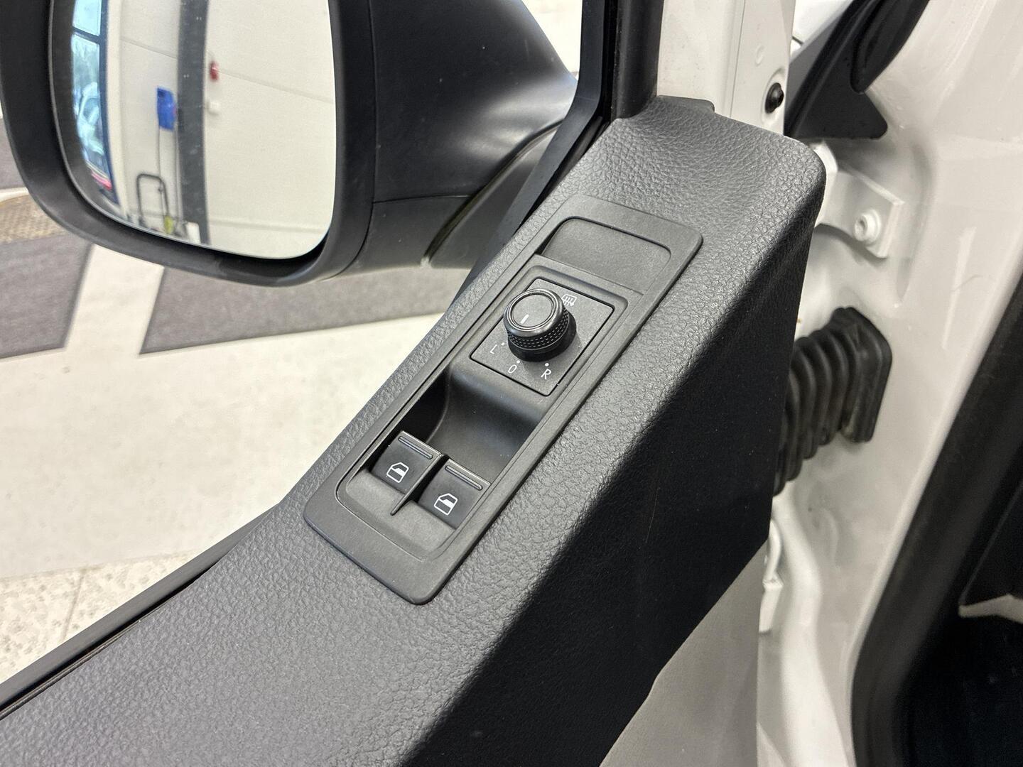 VOLKSWAGEN Transporter 2018