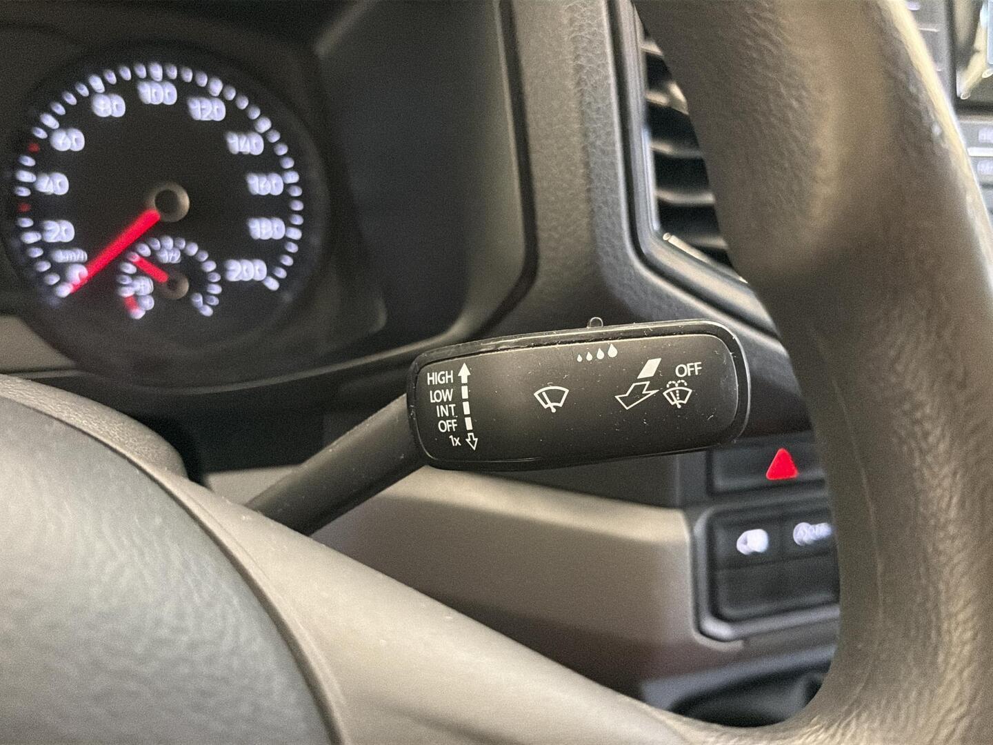 VOLKSWAGEN Crafter 2018
