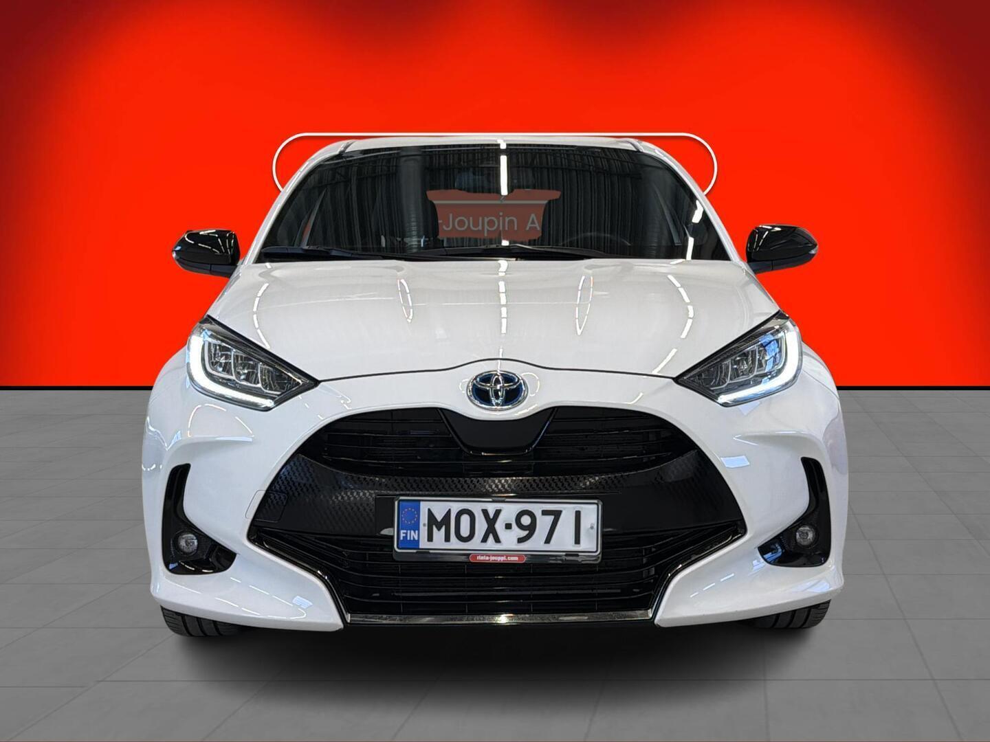 TOYOTA YARIS 2021