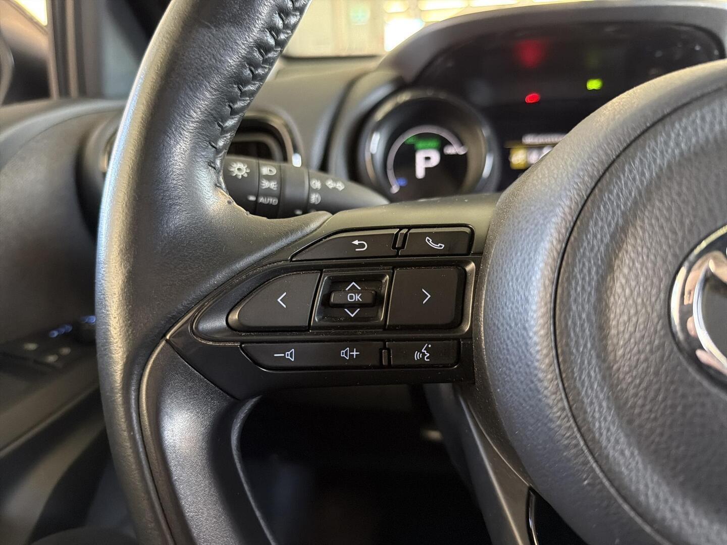 TOYOTA YARIS 2021