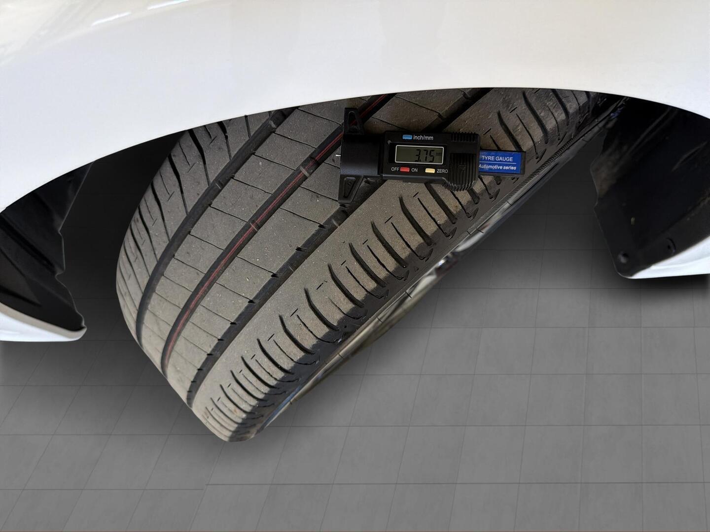TOYOTA YARIS 2021