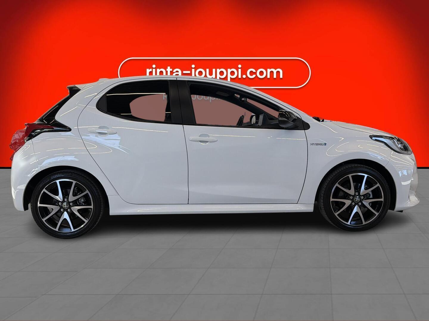 TOYOTA YARIS 2021