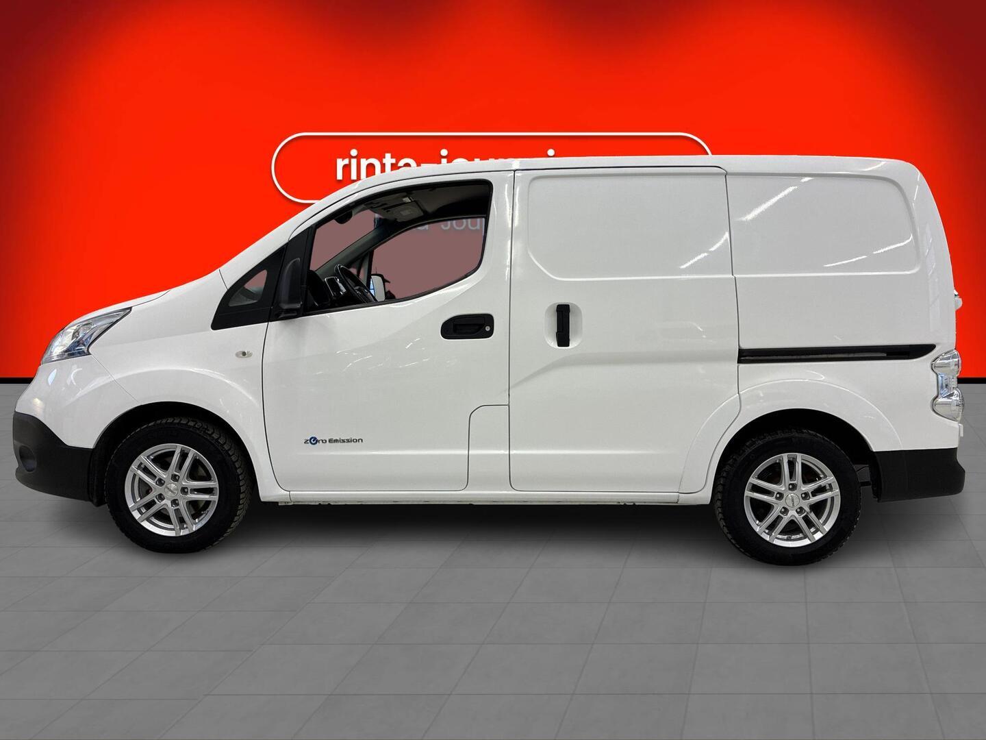 NISSAN e-NV200 2019