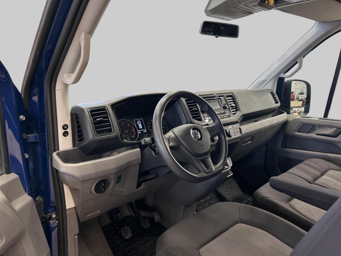 VOLKSWAGEN Crafter 2020