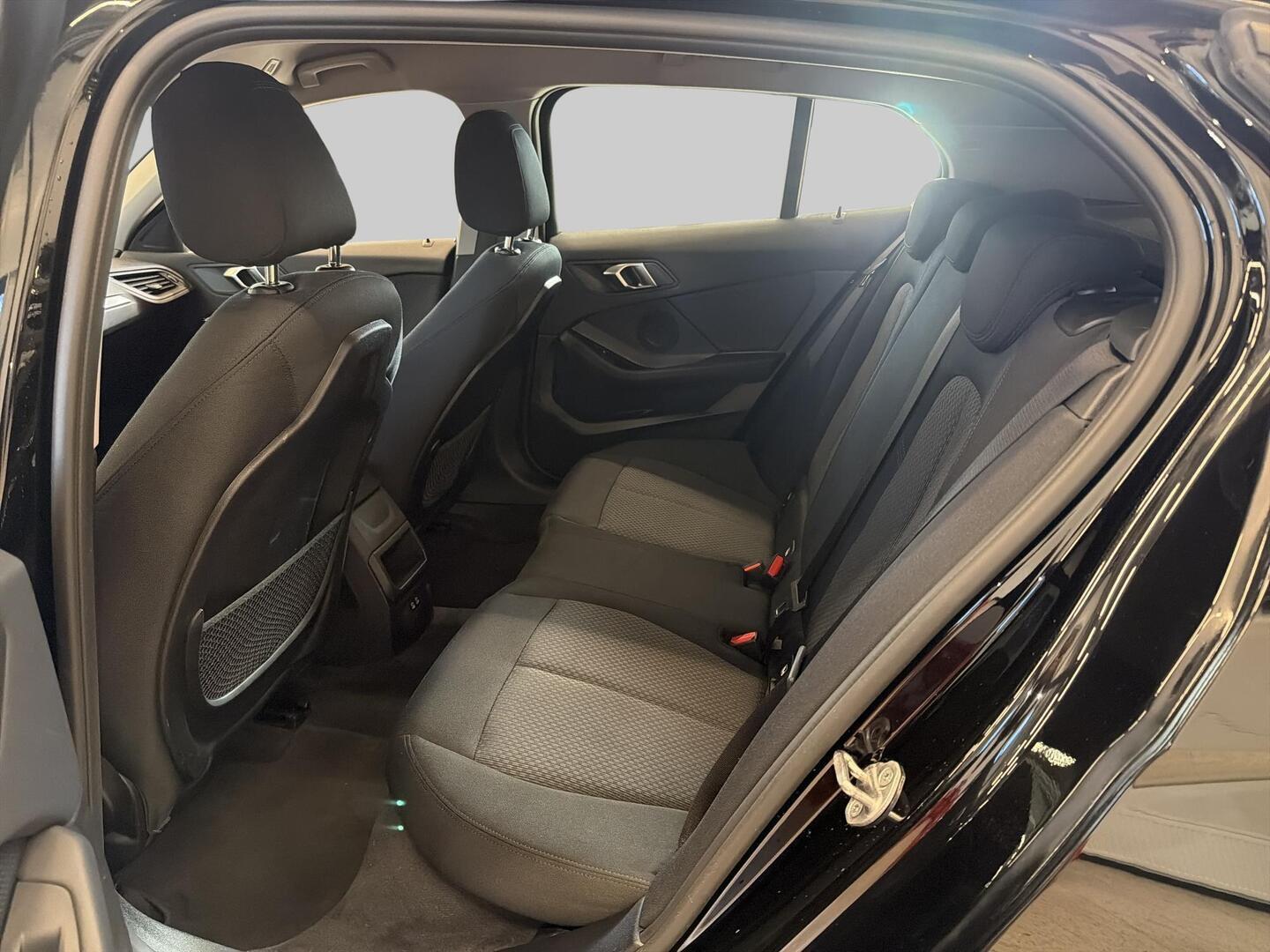 BMW 118 2021