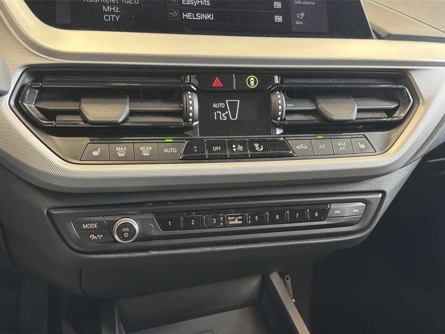 BMW 118 2021