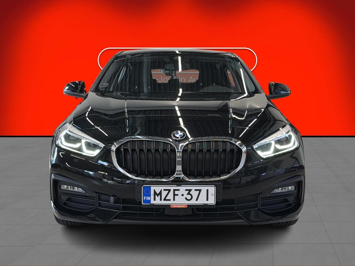 BMW 118 2021