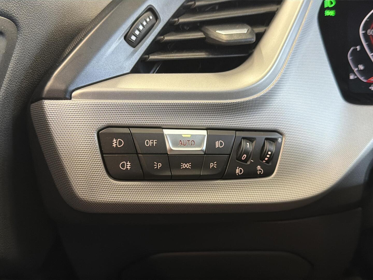 BMW 118 2021
