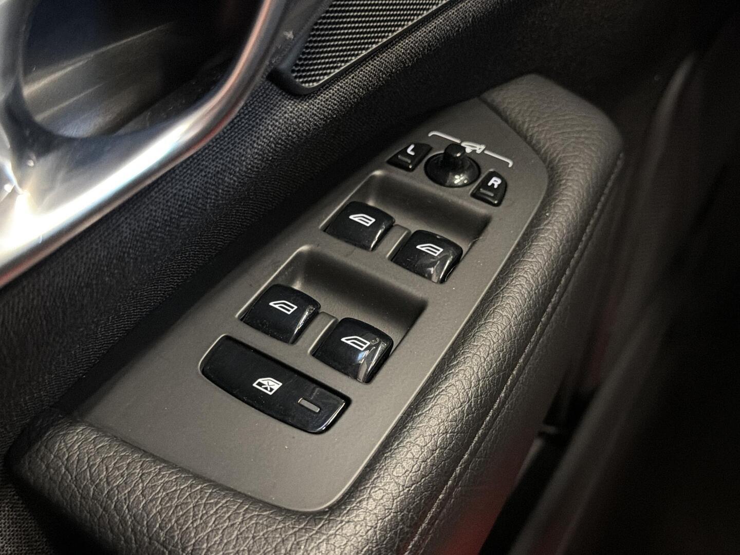 VOLVO V90 Cross Country 2017