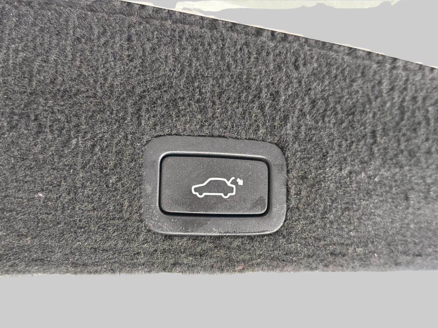 VOLVO XC60 2010