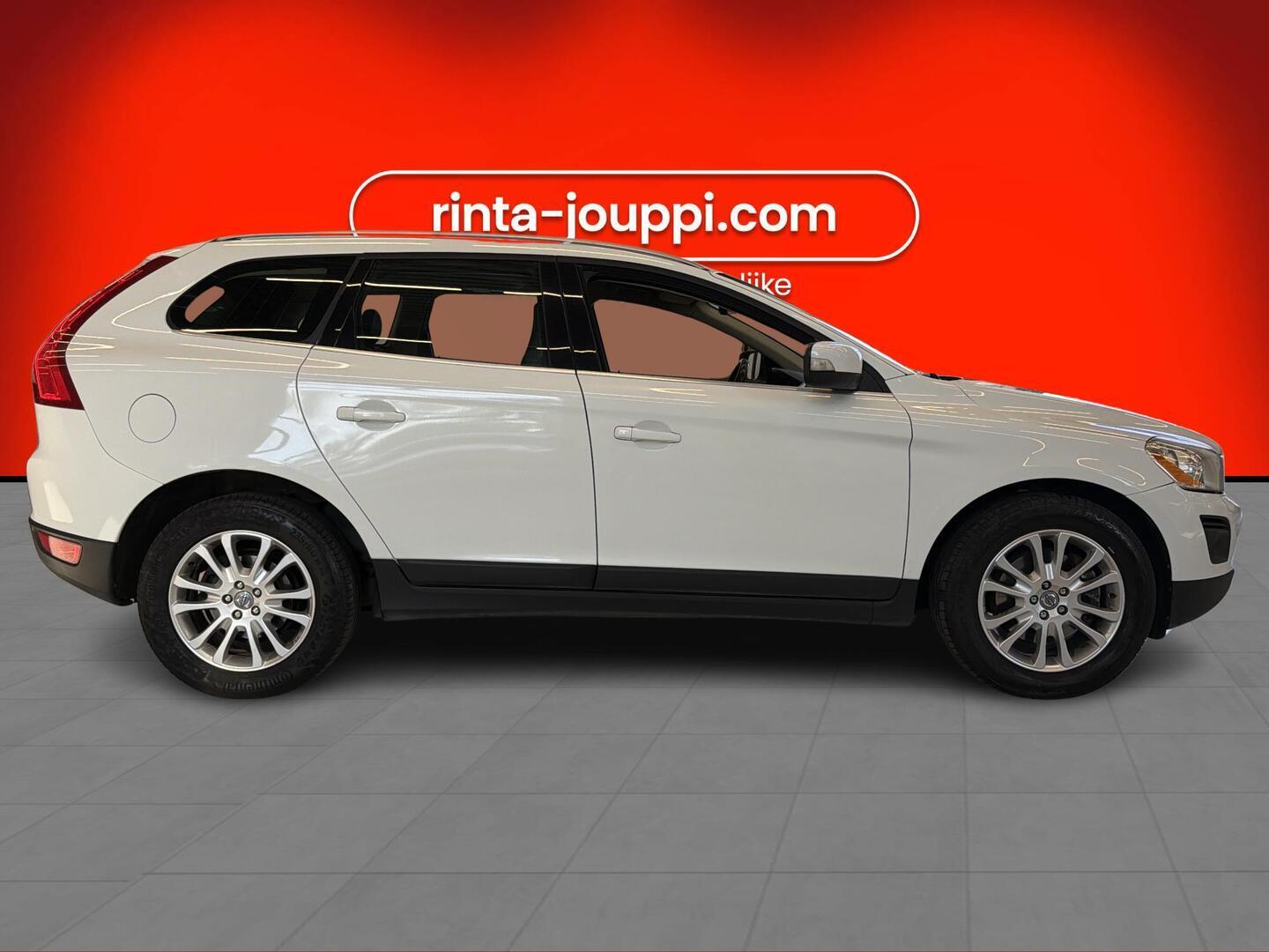 VOLVO XC60 2010